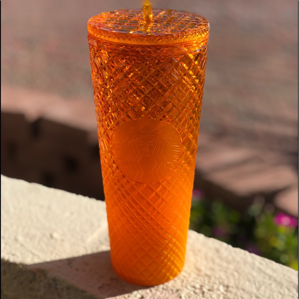 Starbucks venti ombré cup